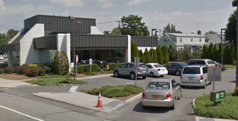 Two banks robbed in three days: police Two banks robbed in three days: police