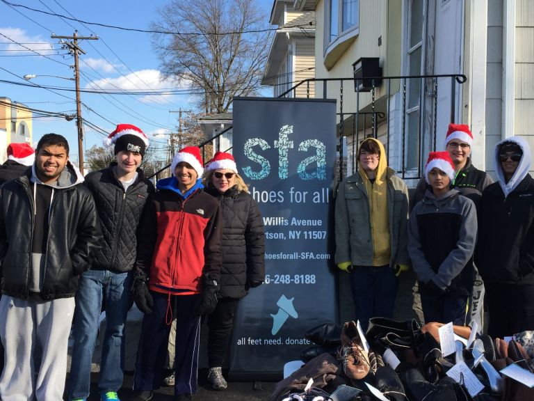 Williston Park podiatrist’s feat: business, charity Williston Park podiatrist’s feat: business, charity