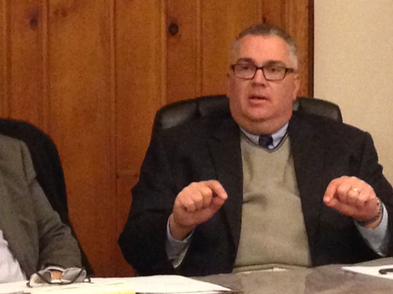 East Williston trustees, public back well referendum