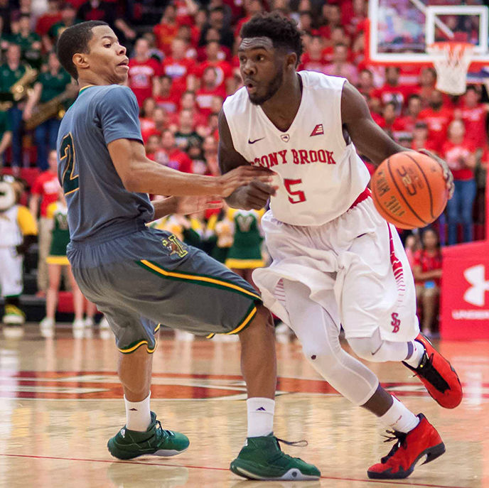 Port’s Walker punches ticket to NCAA Tournament Port’s Walker punches ticket to NCAA Tournament