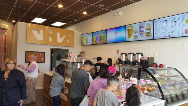 ViVi Bubble Tea at 6 South Station Plaza