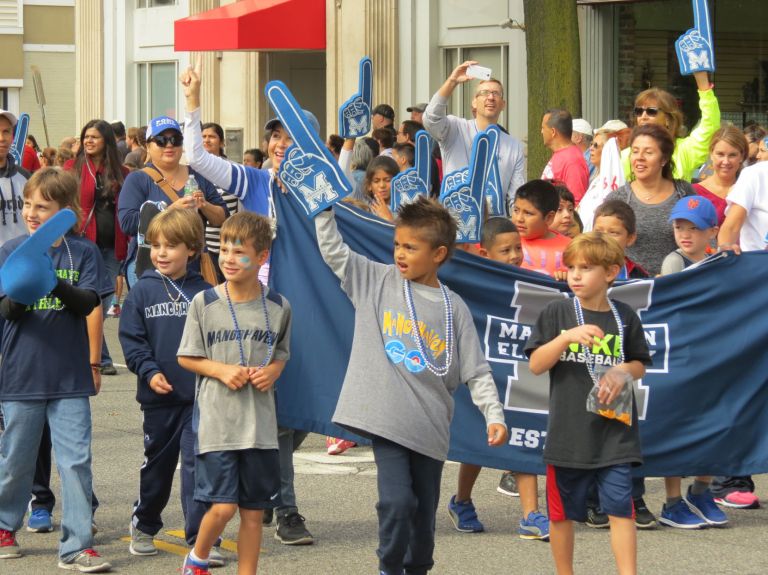 Residents show their Port Washington pride