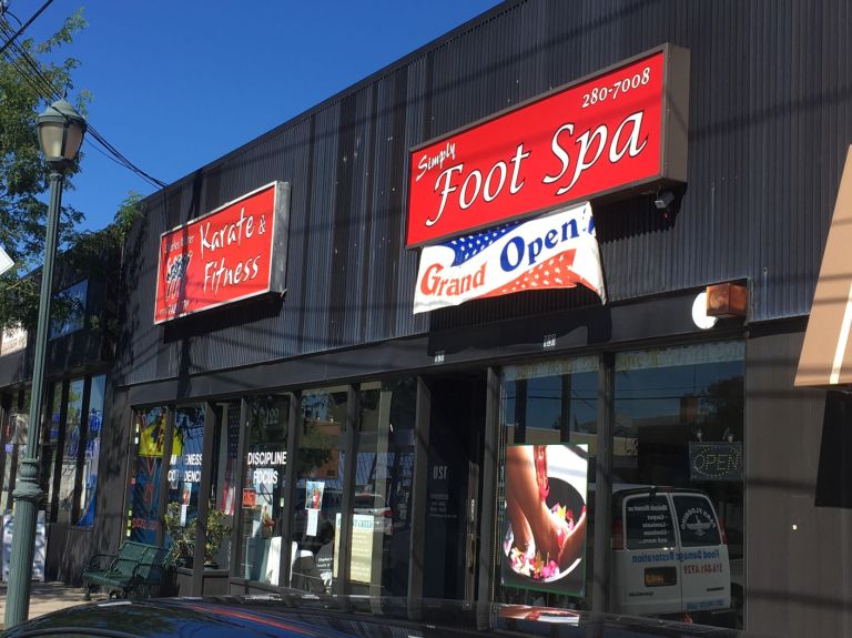 Williston Park businesses rack up summonses, fines Williston Park businesses rack up summonses, fines