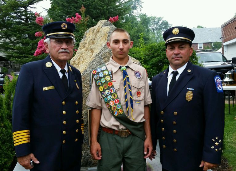 Scout builds memorial to officer killed on 9/11 Scout builds memorial to officer killed on 9/11