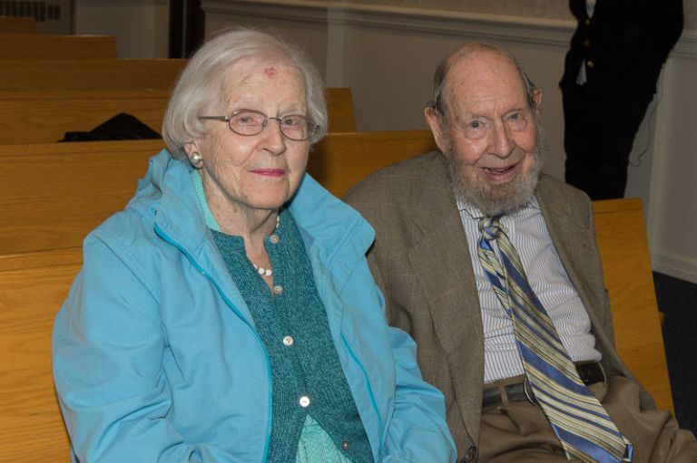Grace Sanders, newspaper co-founder and Mineola fixture, dies at 90 Grace Sanders, newspaper co-founder and Mineola fixture, dies at 90