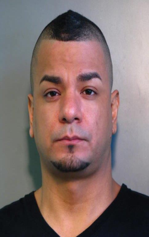 Man arrested in connection with Saddle Rock, Lake Success burglaries