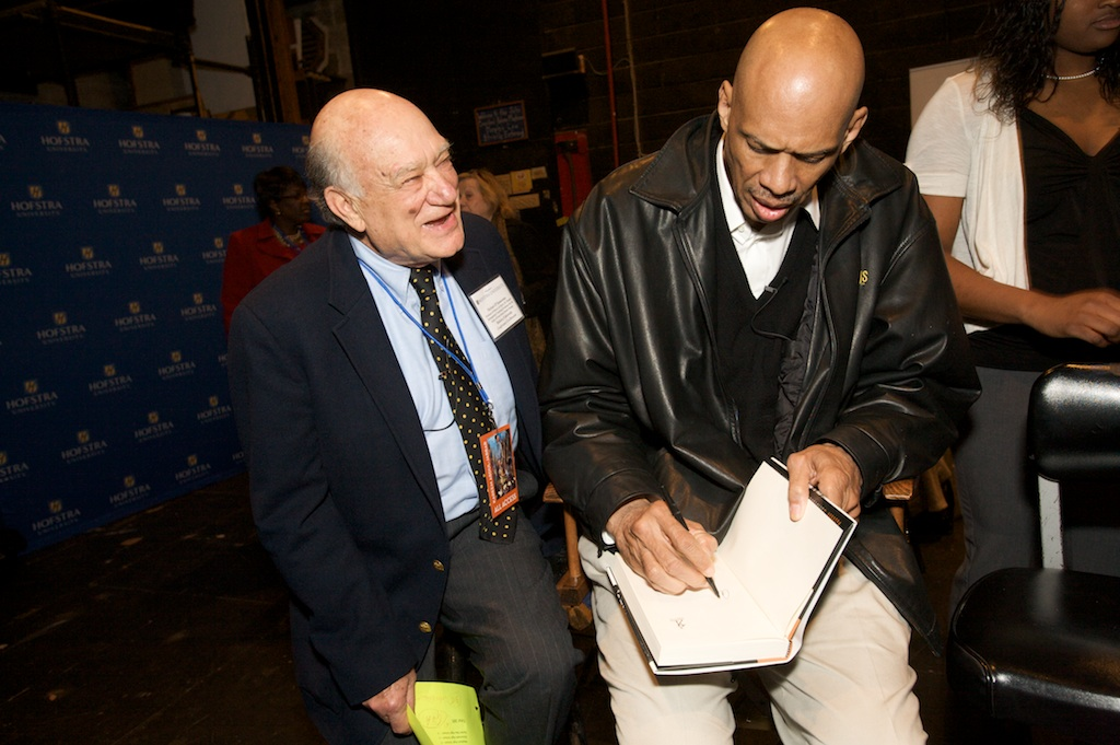 

<p>Michael D’Innocenzo and Kareem Abdul-Jabbar</p>
<p>” /></p>
<div><span style=