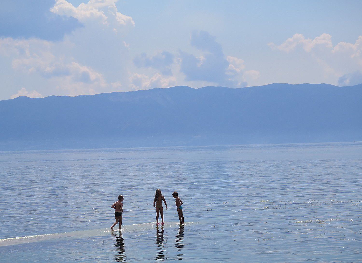 

<p>Children playing at Lake Ohrid © 2016 Karen Rubin/news-photos-features.com</p><div class=