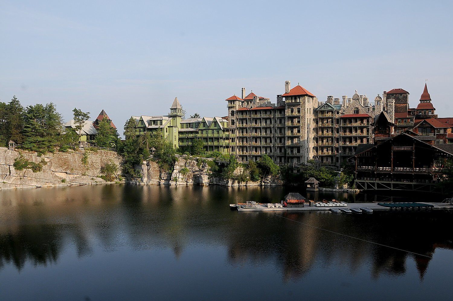 

<p></img><em>Mohonk Mountain House, New York</em> ©<em> 2016 Karen Rubin/goingplacesfarandnear.com</em></p>
<p>” /><br></br>
<img decoding=