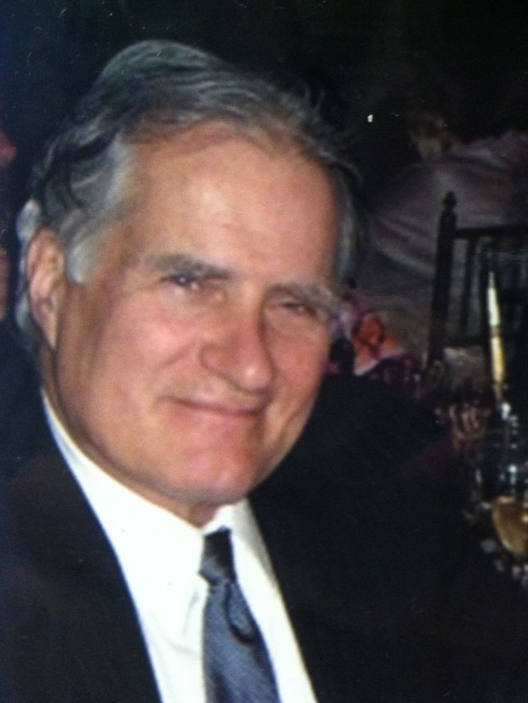 Longtime Manhasset resident dies at 72