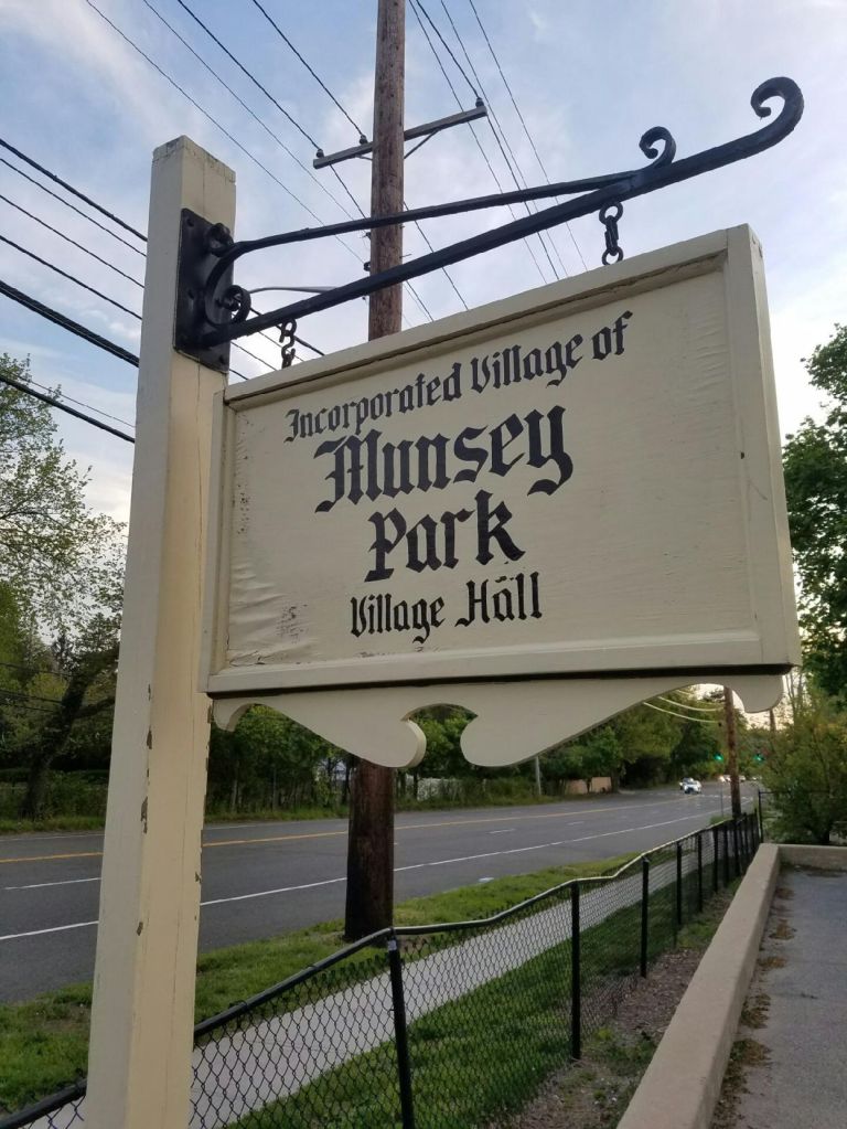 Munsey Park avoids new cell box and related lawsuit