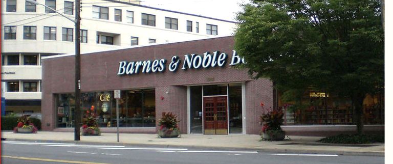 Owner of Barnes & Noble gains approval for development