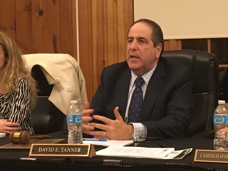 Residents, officials spar over East Williston security