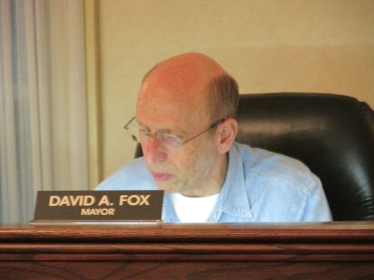 Fox resigns as mayor of Great Neck Estates