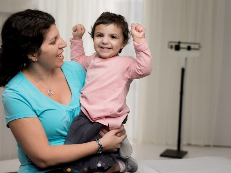 Floral Park girl, 3, promotes cancer research after beating disease