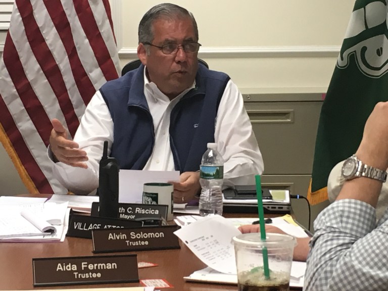 Plandome Heights passes tentative $454K budget Plandome Heights passes tentative $454K budget