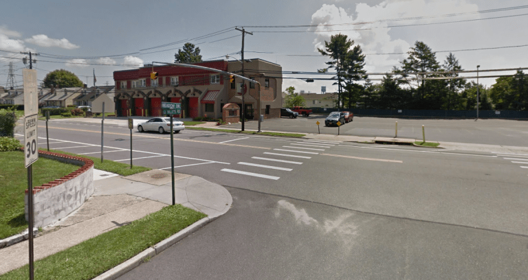 Albertson civic eyes fixes on I.U. Willets Road Albertson civic eyes fixes on I.U. Willets Road