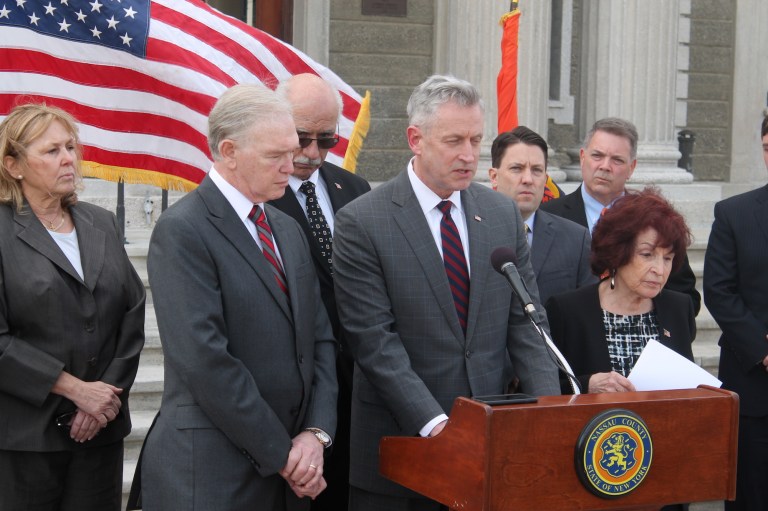 GOP legislators call for Mangano’s resignation