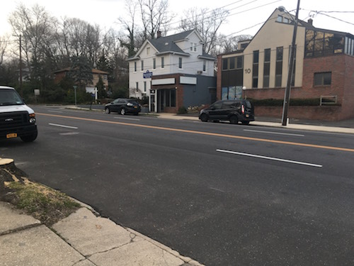 Traffic death brings safety measures to Mineola Ave. Traffic death brings safety measures to Mineola Ave.