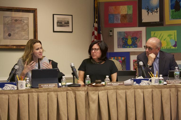 Roslyn to vote on re-election bids for ed board prez and VP