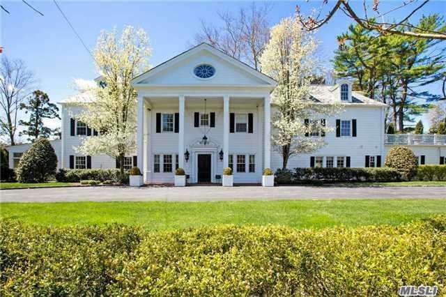 Former Fortunoff property takes $1M price cut Former Fortunoff property takes $1M price cut