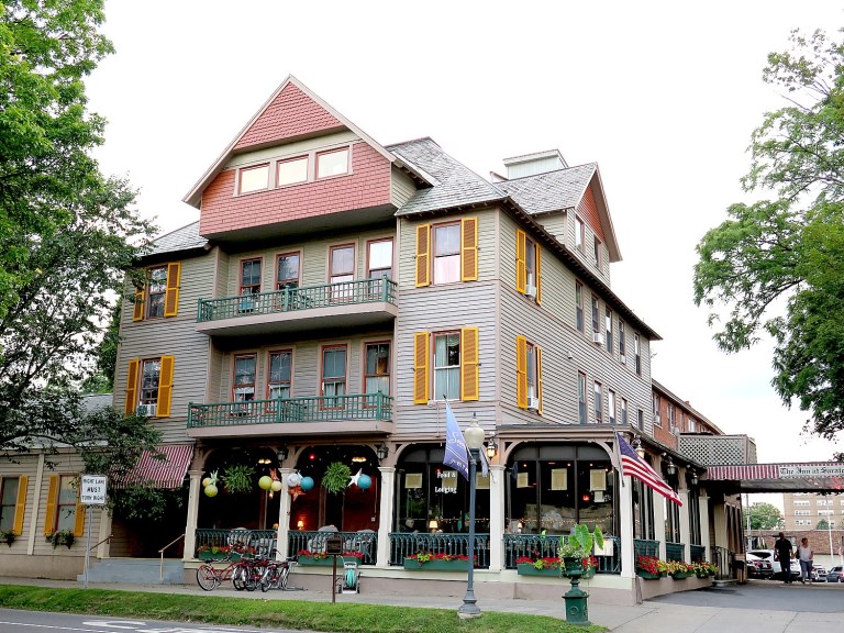 Going Places Near & Far…  Historic Inn at Saratoga Captures Sense of Place, Gracious Victorian Style