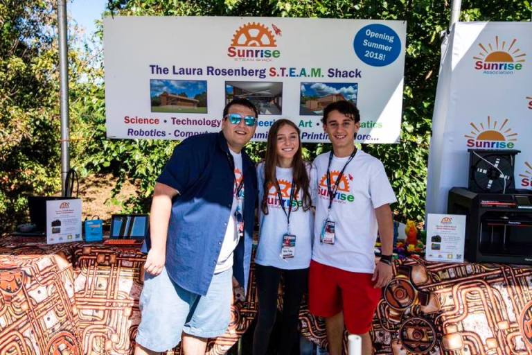 Roslyn teens finish World Maker Faire with honors Roslyn teens finish World Maker Faire with honors