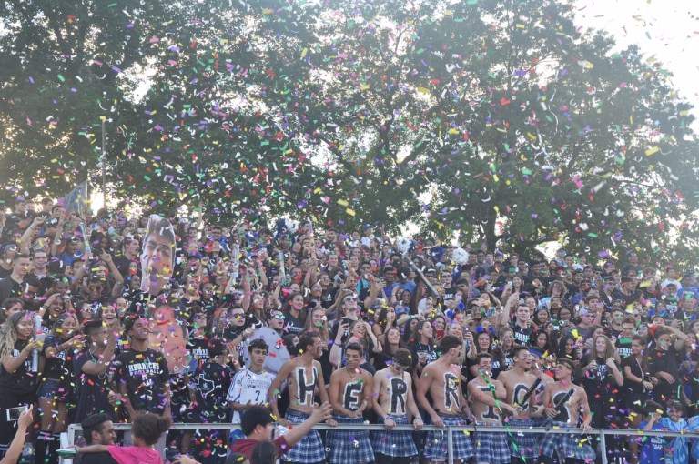 Highlanders throttle Comets in last homecoming on field Highlanders throttle Comets in last homecoming on field