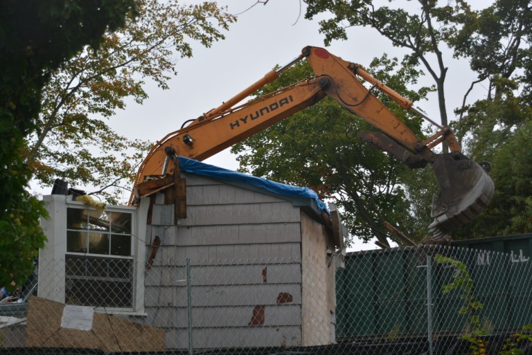 Landmarks Preservation Commission approves plans for Baxter House