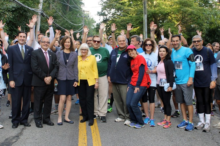 Stepping Stones 5K run builds on joint efforts for restoring lighthouse