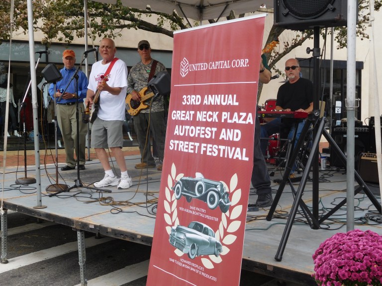 Great Neck Plaza AutoFest and Street Fair draws thousands