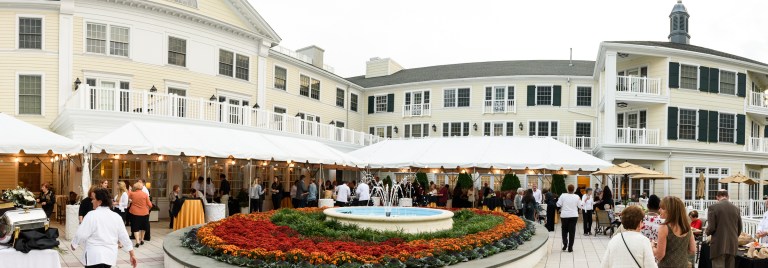 Atria on Roslyn Harbor celebrates 10 years