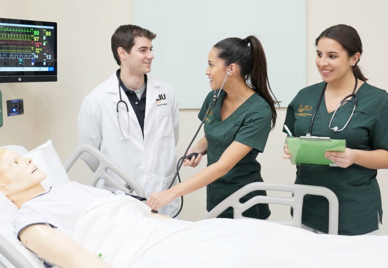 State-of-the-art healthcare simulation center opens at LIU Post
