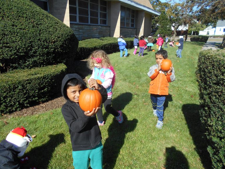 Preschoolers pick the perfect pumpkins