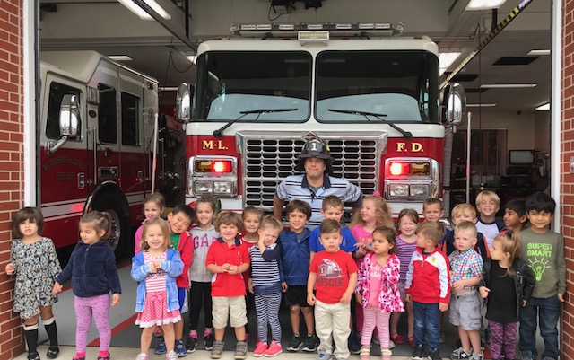 The Outlook School visits Manhasset-Lakeville firefighters