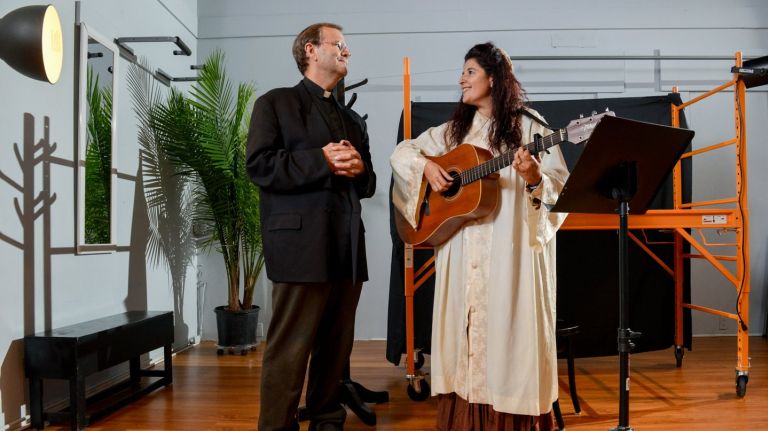 ‘Oy, Father’ comes to Roslyn’s Trinity Church