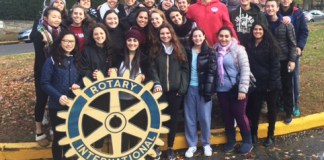 Students from Great Neck North High School volunteered their time to a turkey drive help families in need have a Thanksgiving dinner.