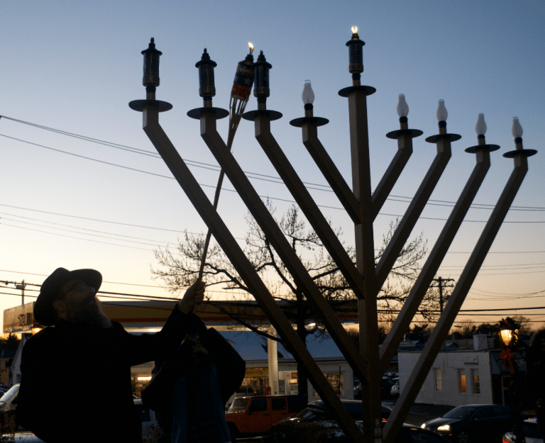 Town celebrates light at annual menorah lighting