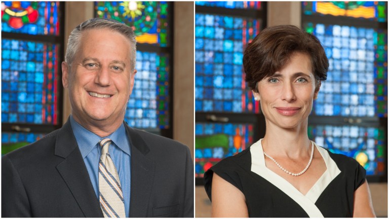 Great Neck rabbis sign 10-year contract with Temple Beth-El Great Neck rabbis sign 10-year contract with Temple Beth-El