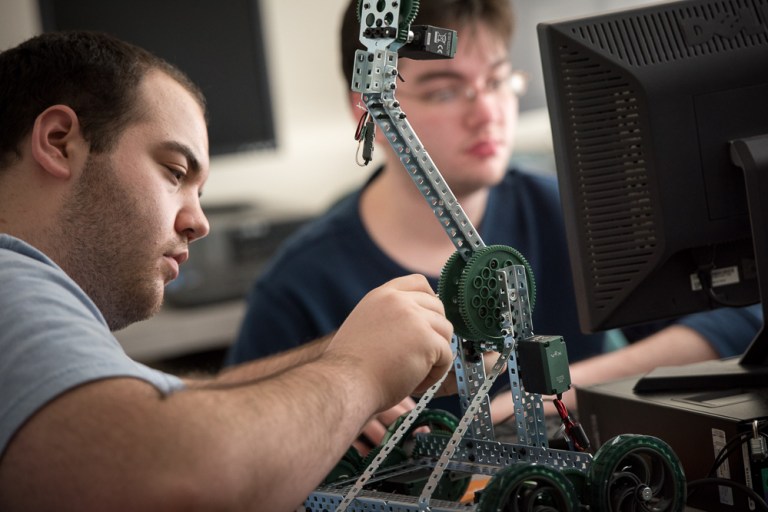 Adelphi University presents the 2018 VEX Robotics Competition