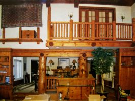 Prior to renovations, 10 Hemlock Drive was a much different home. (Photo courtesy of Camille Prisciotto)