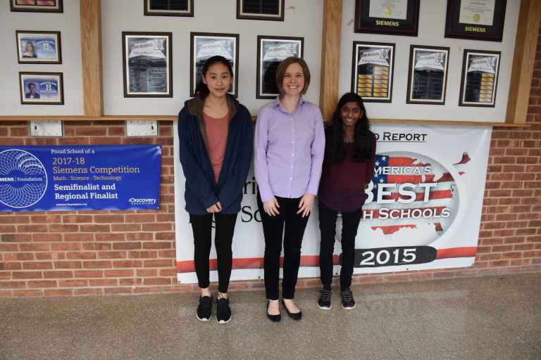Students earn top awards in French poetry contest
