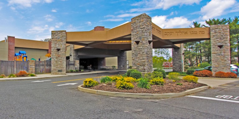 Roslyn’s Temple Sinai to host Purim Shpiel, Carnival in March Roslyn’s Temple Sinai to host Purim Shpiel, Carnival in March