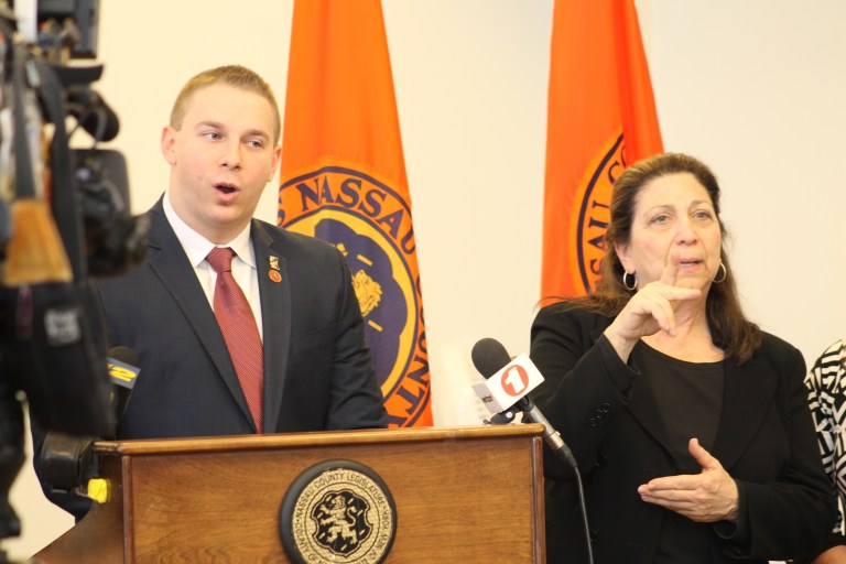 Lafazan proposes bill to require American Sign Language interpreters at Nassau emergency briefings Lafazan proposes bill to require American Sign Language interpreters at Nassau emergency briefings