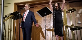 Cantors Raphael Frieder of Temple Israel and Elizabeth Shammash of Temple Tiferet Bet Israel in Blue Bell, Pennsylvania, hit a high note during an Israeli Independence Day celebration. (Photo by Janelle Clausen)