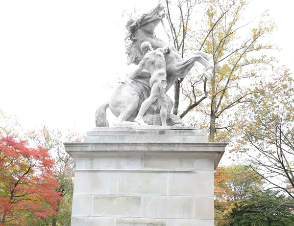 Town awards $98K contract for plaza around Mackay Horse statue in Gerry Pond Park Town awards $98K contract for plaza around Mackay Horse statue in Gerry Pond Park