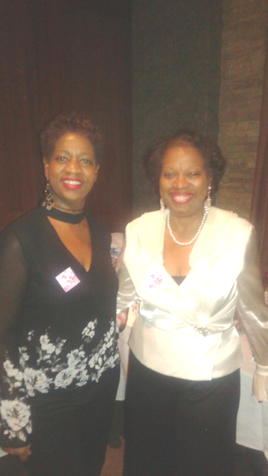 ‘Phenomenal Women’ share more than business cards ‘Phenomenal Women’ share more than business cards