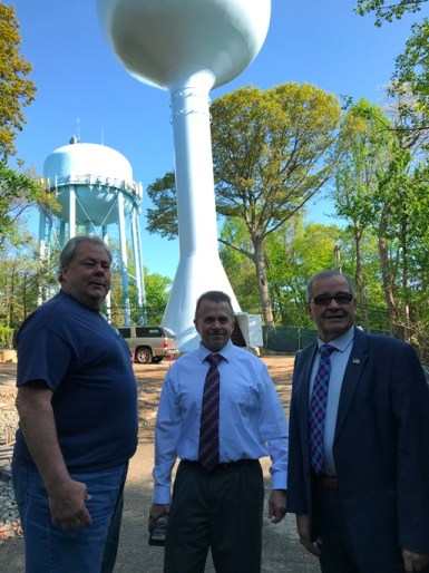 D’Urso tours new Port Washington water tower