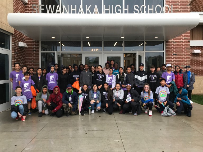 Sewanhaka students raise money and run for a good cause Sewanhaka students raise money and run for a good cause