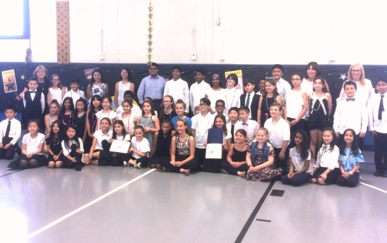 Center street hosts 2nd annual ‘Senior Prom’